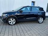 Volkswagen T-Cross 1.0 TSI DSG Style (Navi,ACC,SH,17",LED) - Volkswagen T-Cross: Style