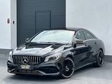 Mercedes-Benz CLA 200 Coupe AMG-LINE*NAVI*PDC*SHZ*TEMP* - mit Benzin-Antrieb: Coupe, Schwarz