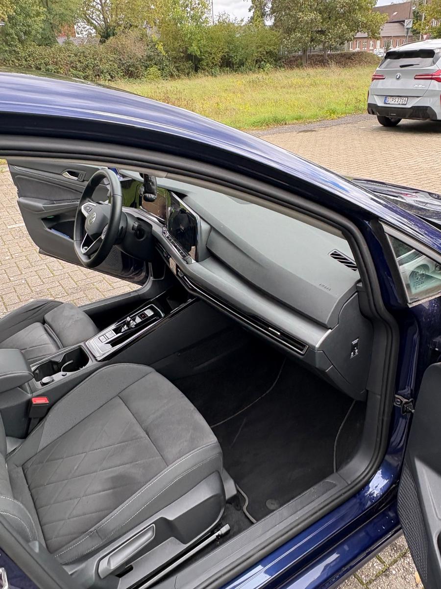 Volkswagen Golf 1.5 eTSI OPF 110kW DSG Style Style
