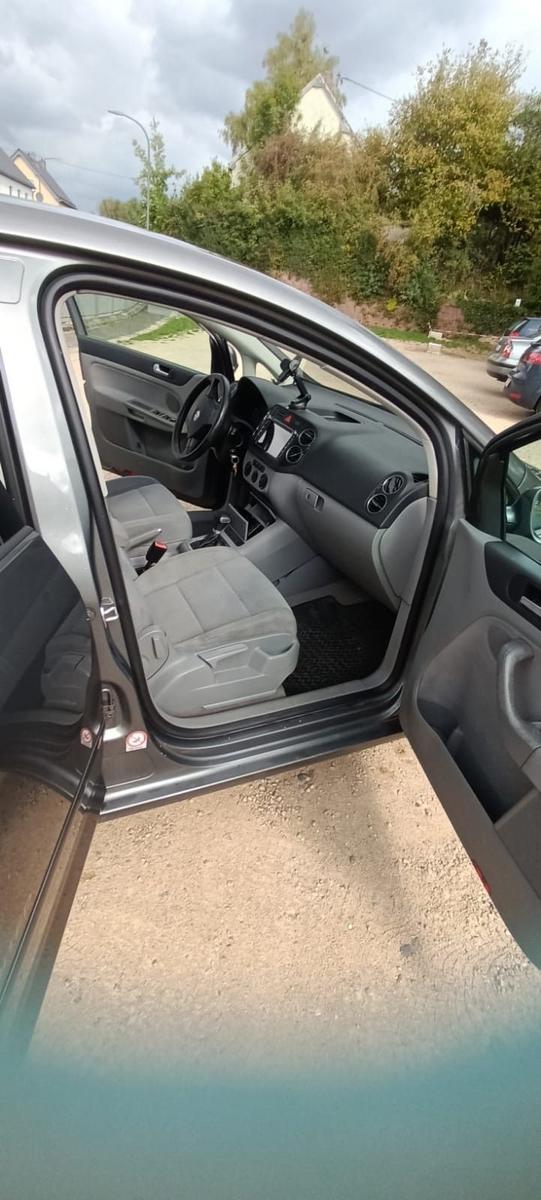 Volkswagen Golf Plus 2007 — engine 105 HP (77kW)
