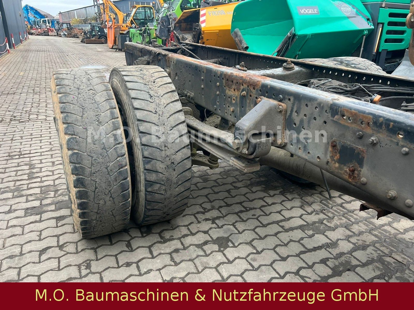 Fahrzeugabbildung MAN TGA 18.360 / Chassis / AC / Blatt/Blatt