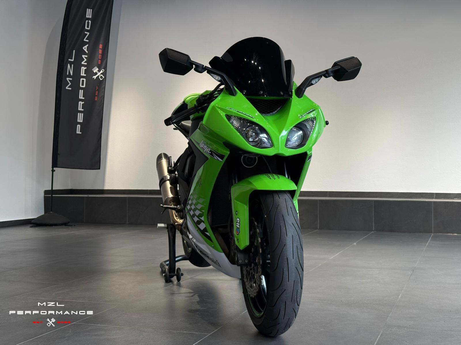 Kawasaki Ninja ZX 10R | SC Project | Inspk. Neu