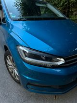 Volkswagen Touran 1.4 TSI DSG Highline BMT Highline - : Kleinbus, Privatanbieter