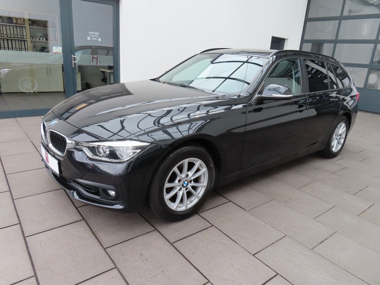 BMW 318 - 1