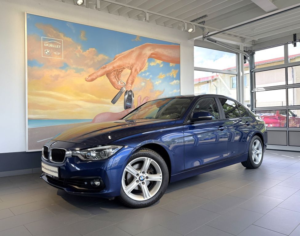 Image of BMW 320