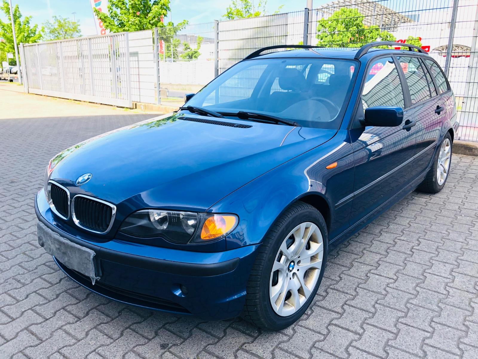 BMW 316 2004 — interior