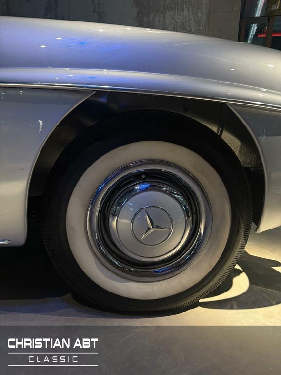 Mercedes-Benz 190