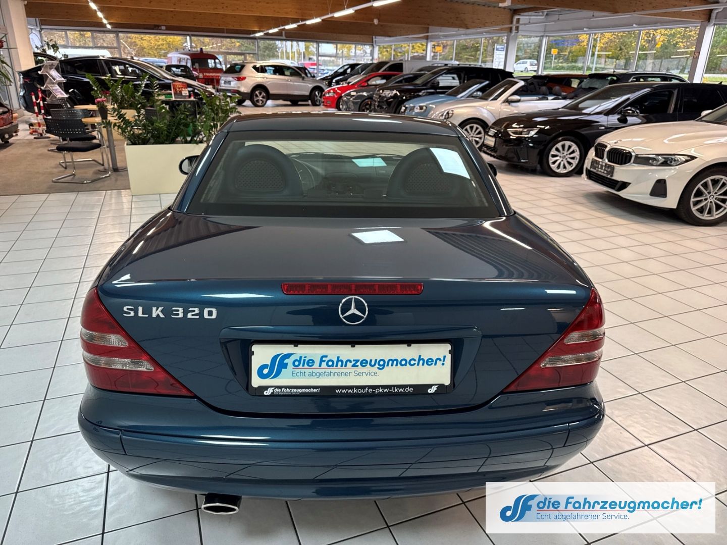 Fahrzeugabbildung Mercedes-Benz SLK 320 Leder SHZ Designo Sportsitze Klima 2.Han