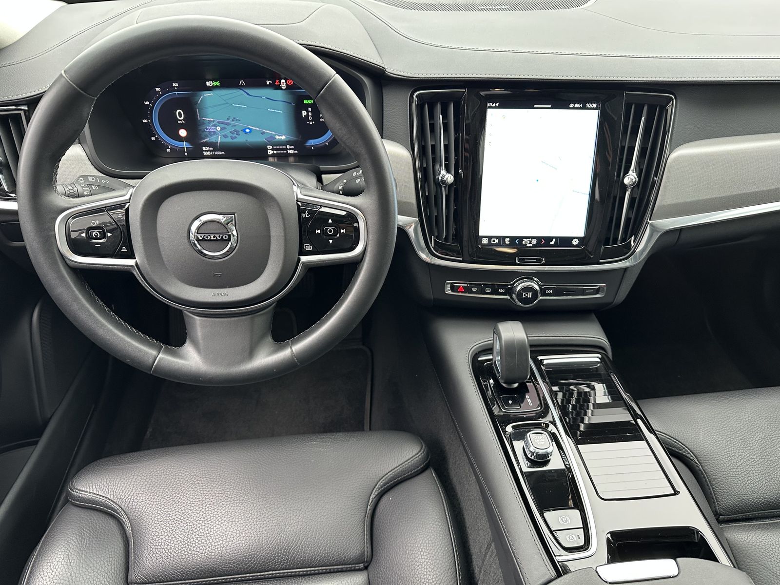 Fahrzeugabbildung Volvo V90 T6 AWD Plus Bright NAV+LED+360°+H&K+PANO+VC