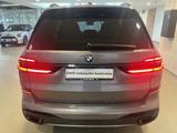 BMW X7 xDrive 40d M Sportpaket HUD StandHZG Pano Nav - gebrauchte BMW X7 aus dem Jahr 2023