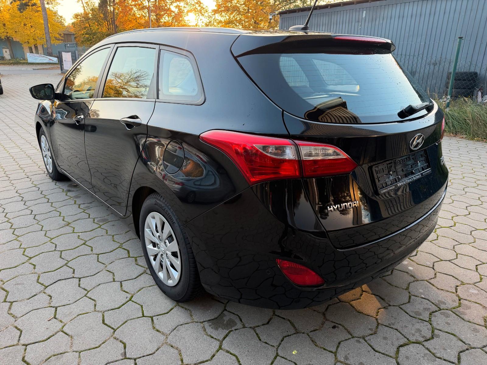 Hyundai i30 2015 — фото 9