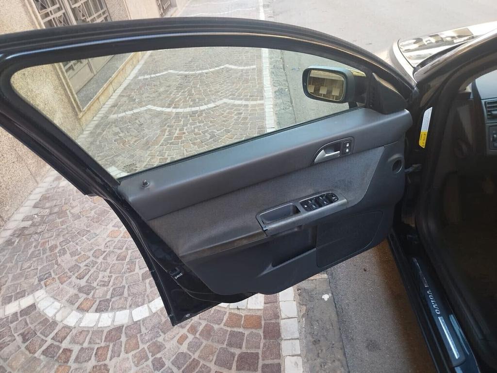 Volvo S40