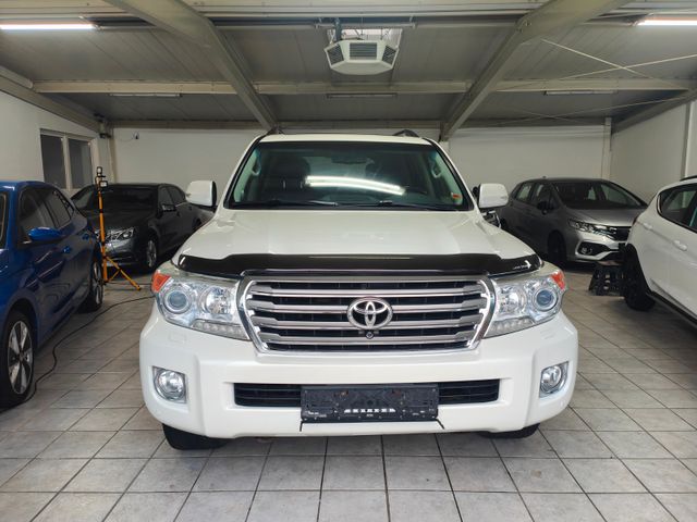 Toyota Land Cruiser 200 Executive