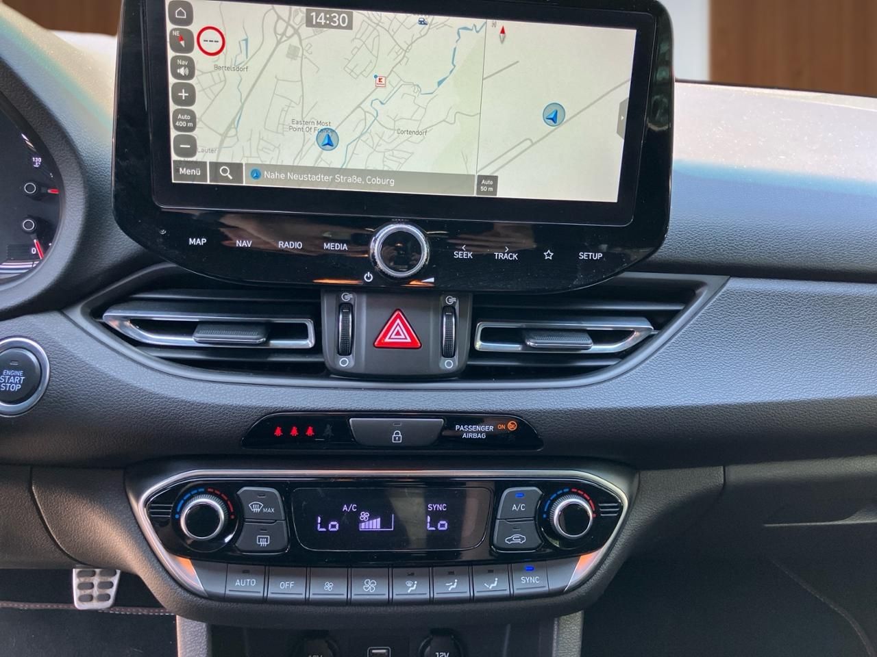 Fahrzeugabbildung Hyundai i30 N-LINE LED*NAVI*SHZ*LHZ*KEYLESS*INDUKTIV
