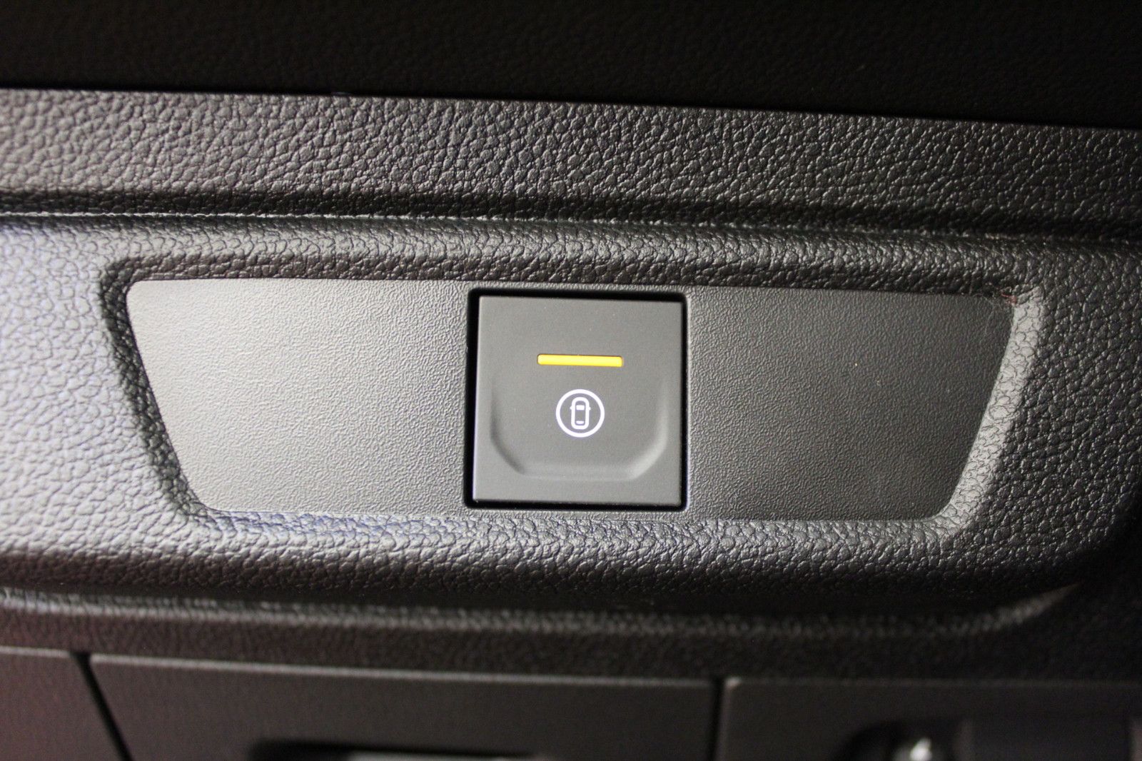 Fahrzeugabbildung Dacia Sandero Stepway TCe 90 auto Extreme*City-Paket*