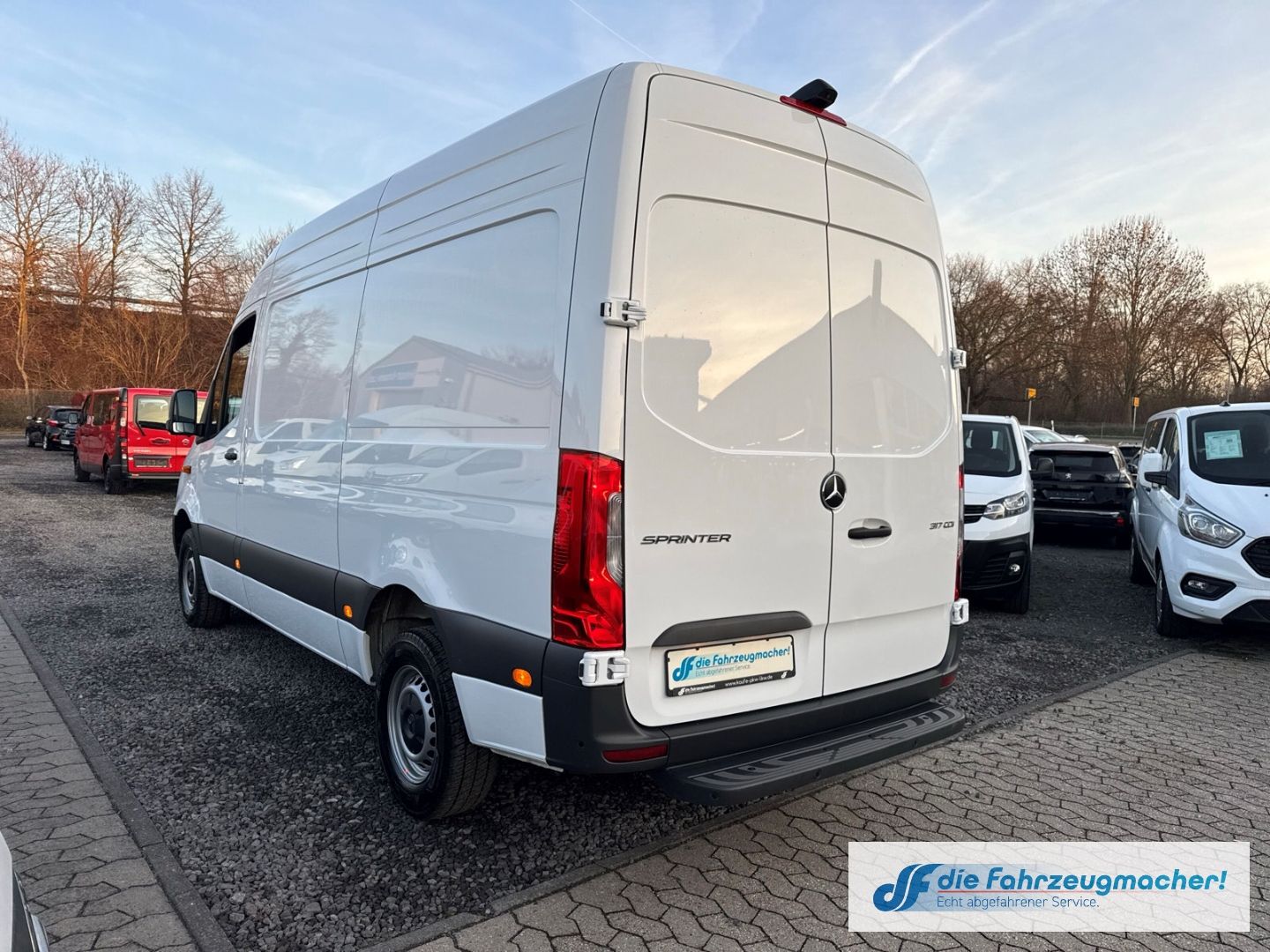 Fahrzeugabbildung Mercedes-Benz Sprinter III Kasten RWD AWD 317 CDI PRO L2 Nav