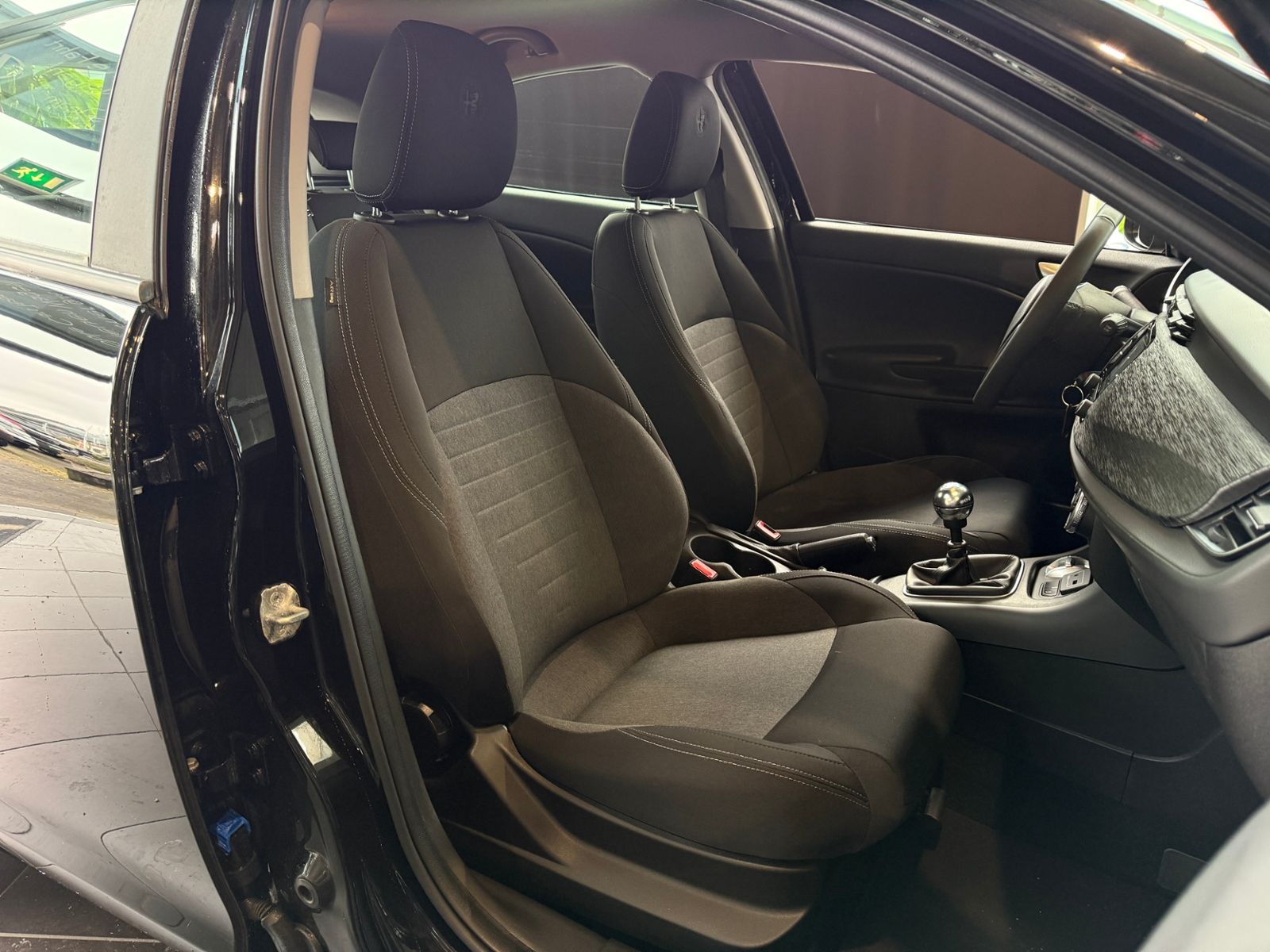 Fahrzeugabbildung Alfa Romeo Giulietta Basis KLIMA NAVI