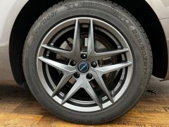 AUDI A5 2.0 TDI / XENON / GARANTIE /2.HA/ LED / 177PS