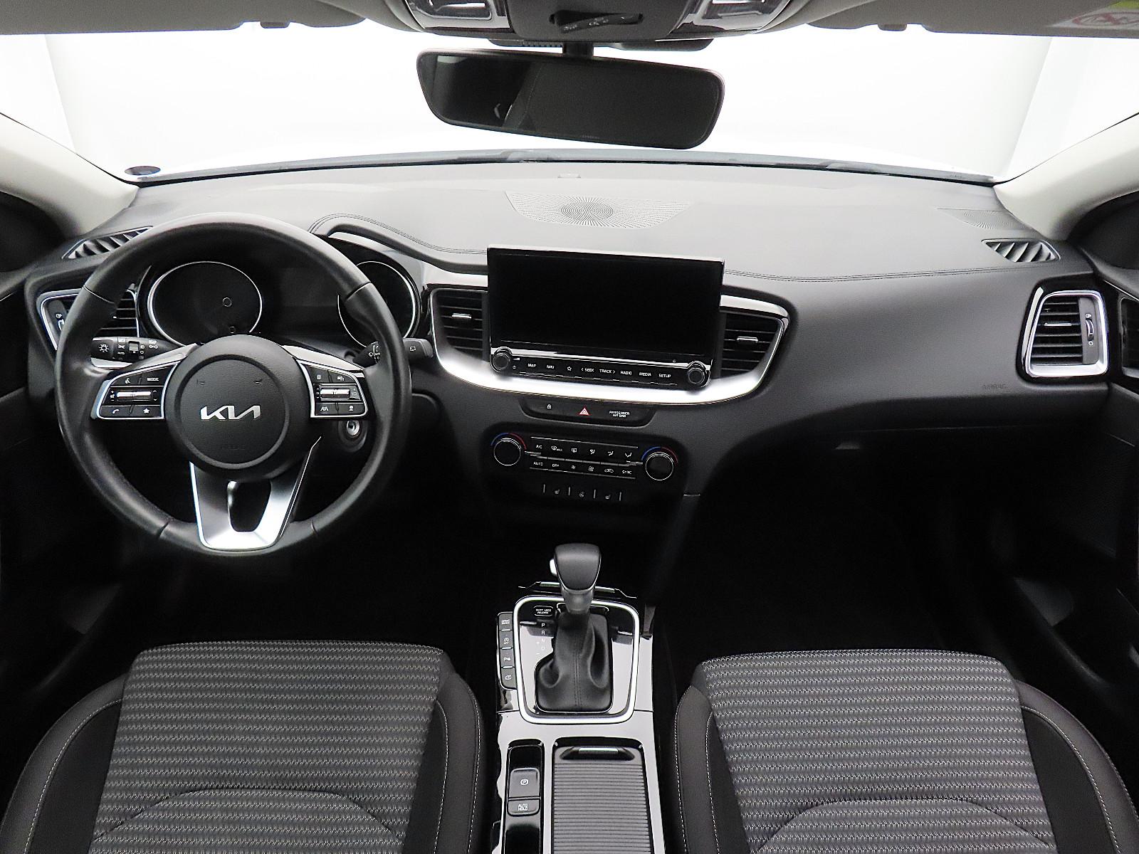 Kia Ceed Hybrid Automatik | Garantie | AHK | Kamera
