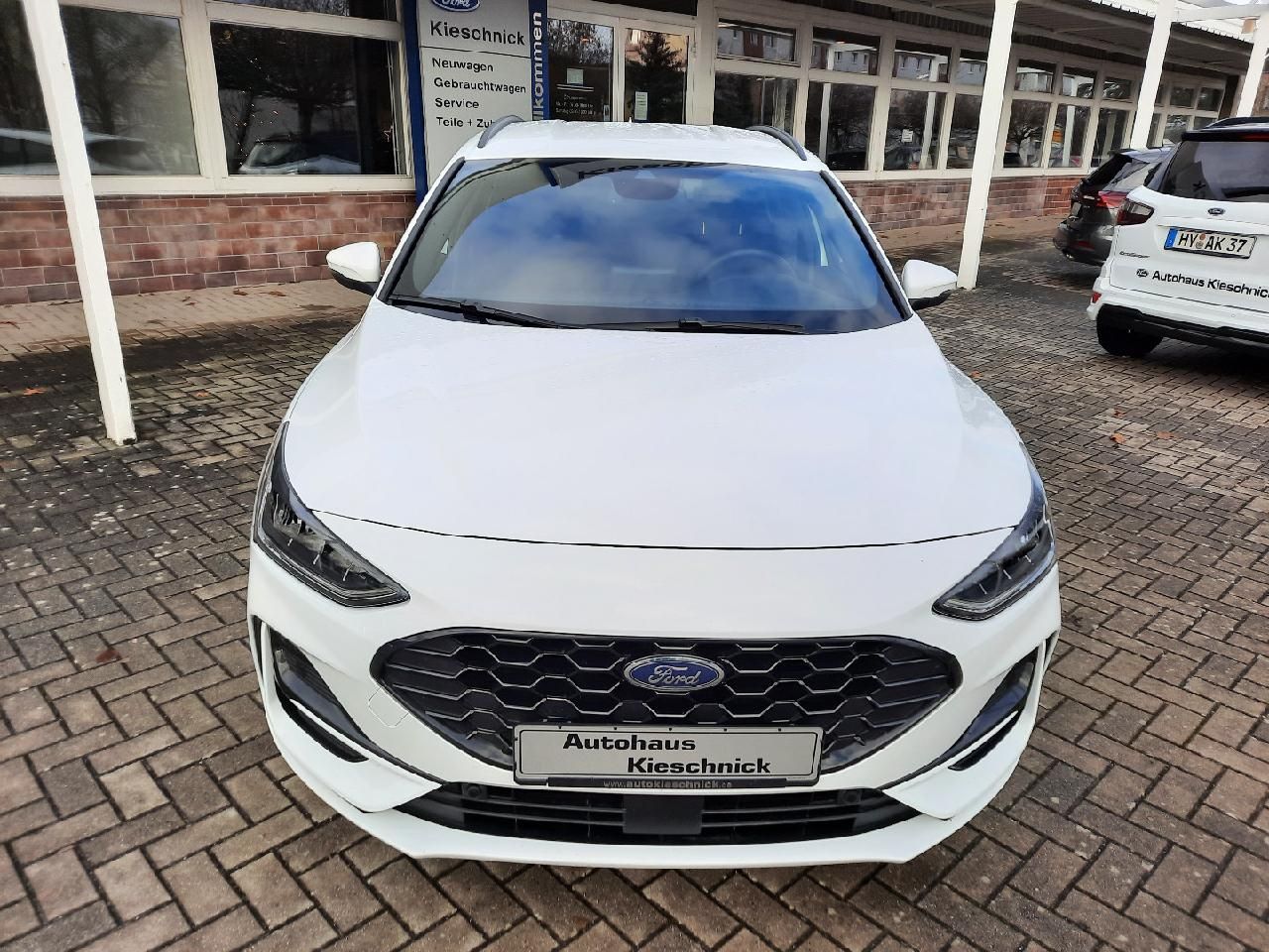 Fahrzeugabbildung Ford Focus ST-Line Freisprech, Navi, Winterpaket