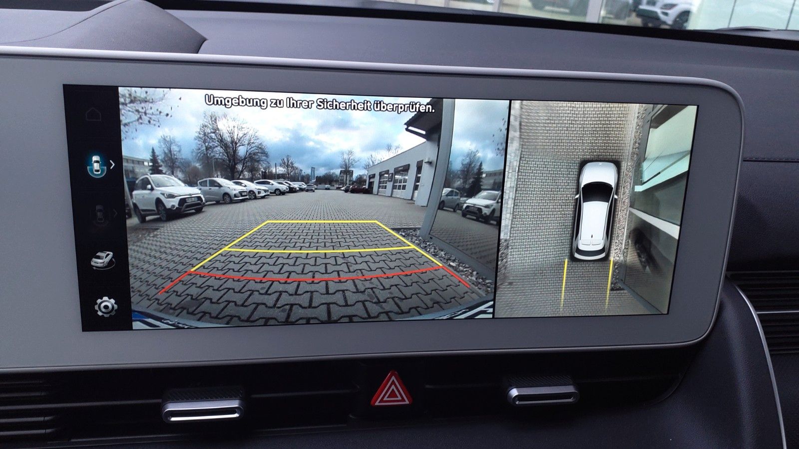 Fahrzeugabbildung Hyundai IONIQ 5 4WD 77,4 UNIQ Assist & Relax-P. 20"Alu