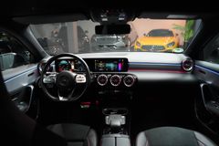 MERCEDES-BENZ A 250e AMG*AMBIENTE*CAM*LED*NAVI*BUSINESS-PAKET*