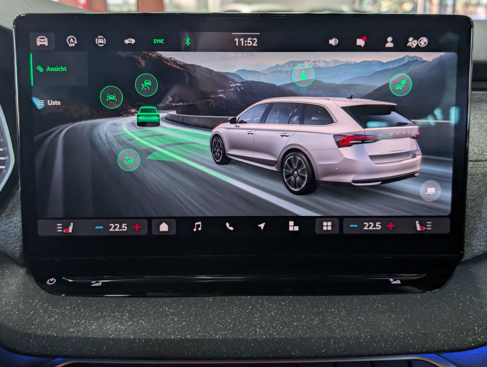 Fahrzeugabbildung SKODA Octavia 1.5 TSI mHEV Style ACC AHK 5J.-Garantie