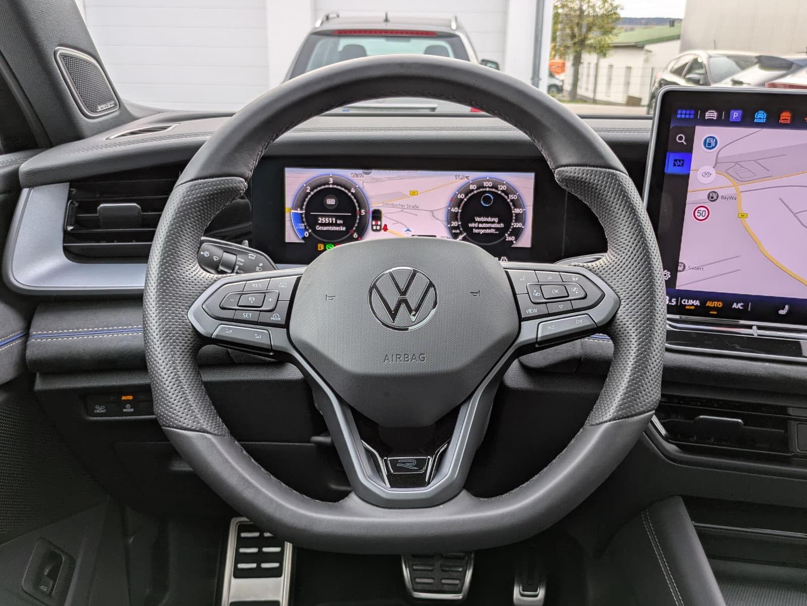 Fahrzeugabbildung Volkswagen Tayron 2.0 TDI 4M R-Line 7Si*MATRIX*AHK*PANO*HUD
