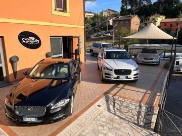 Jaguar F-Pace - 1