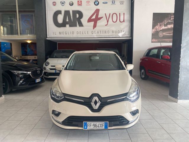 Renault Clio 1.2 75CV 5 porte NEOPATENTATI