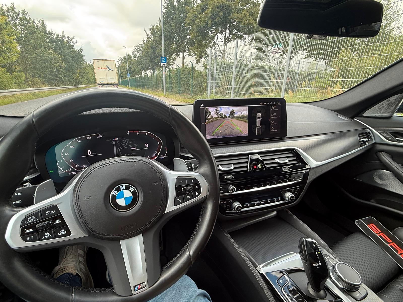 BMW 530d xDrive M-SPORTPAKET*ACC*PANO*B&W*SHADOW