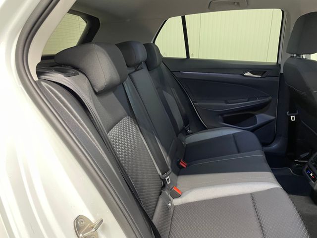 Golf VIII Active 2.0 TDI FAHRSCHULWAGEN