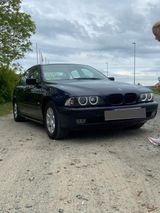 BMW 528i 528i - BMW 528 aus 1999: 528i