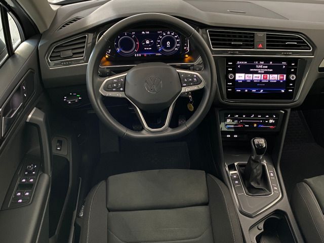 Tiguan Elegance 2.0 TDI AHK+NAVI+MATRIX