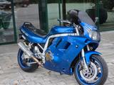 Suzuki GSXR 1100 - SUZUKI GSXR 1100