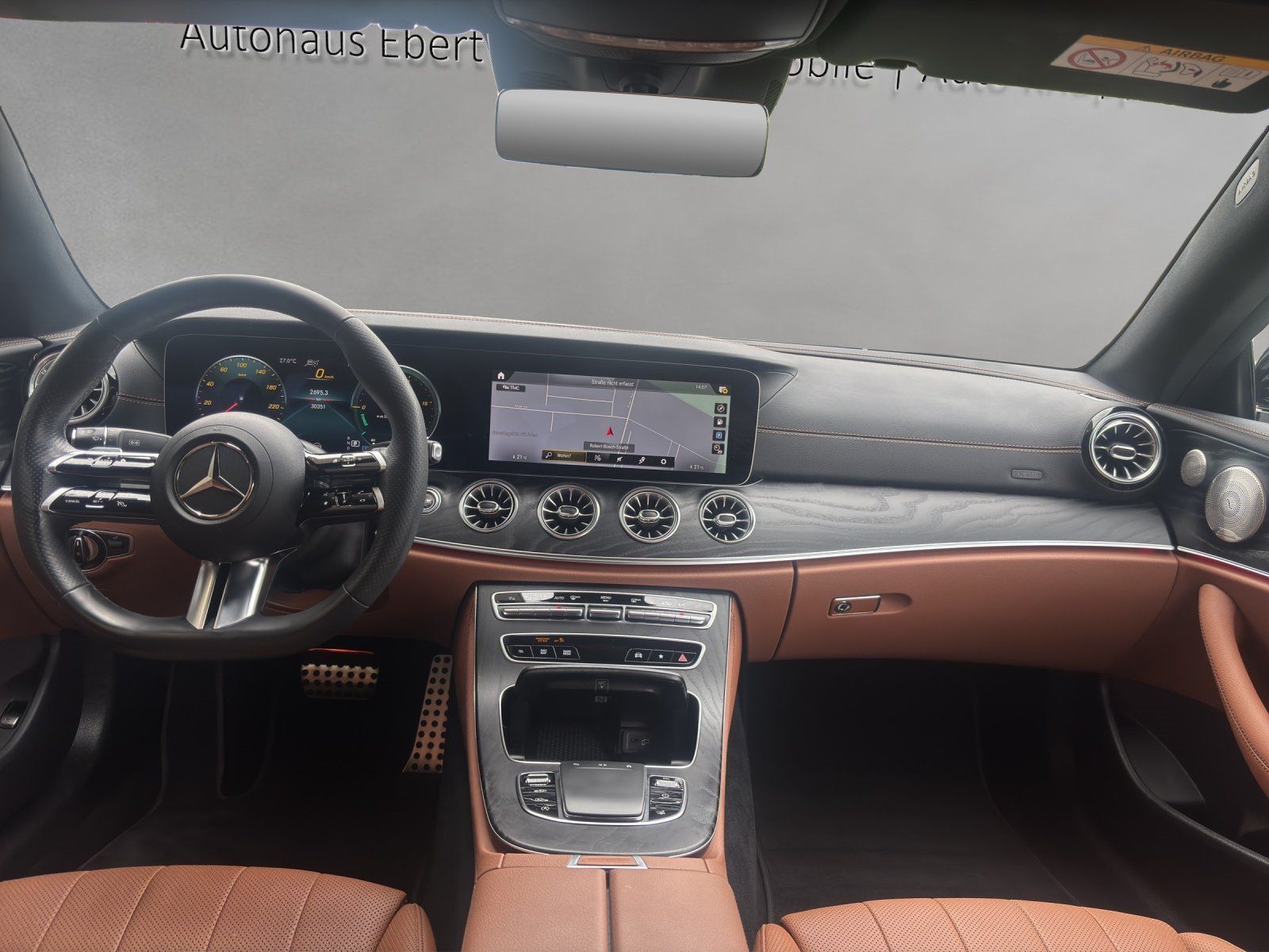 Fahrzeugabbildung Mercedes-Benz E 400 d 4M Cpé AMG Massage DISTRO Burm ABC KeyGo