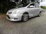 Toyota Verso Executive HU 10.2027 - Toyota Verso Executive mit Diesel-Antrieb