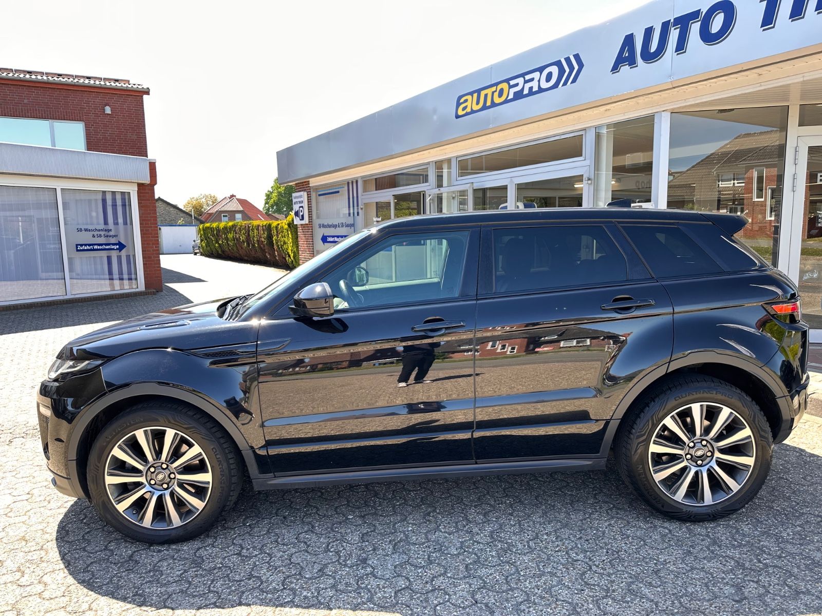 Fahrzeugabbildung Land Rover Range Rover Evoque 230 SD4 HSE Dynamic AHK/SOUND