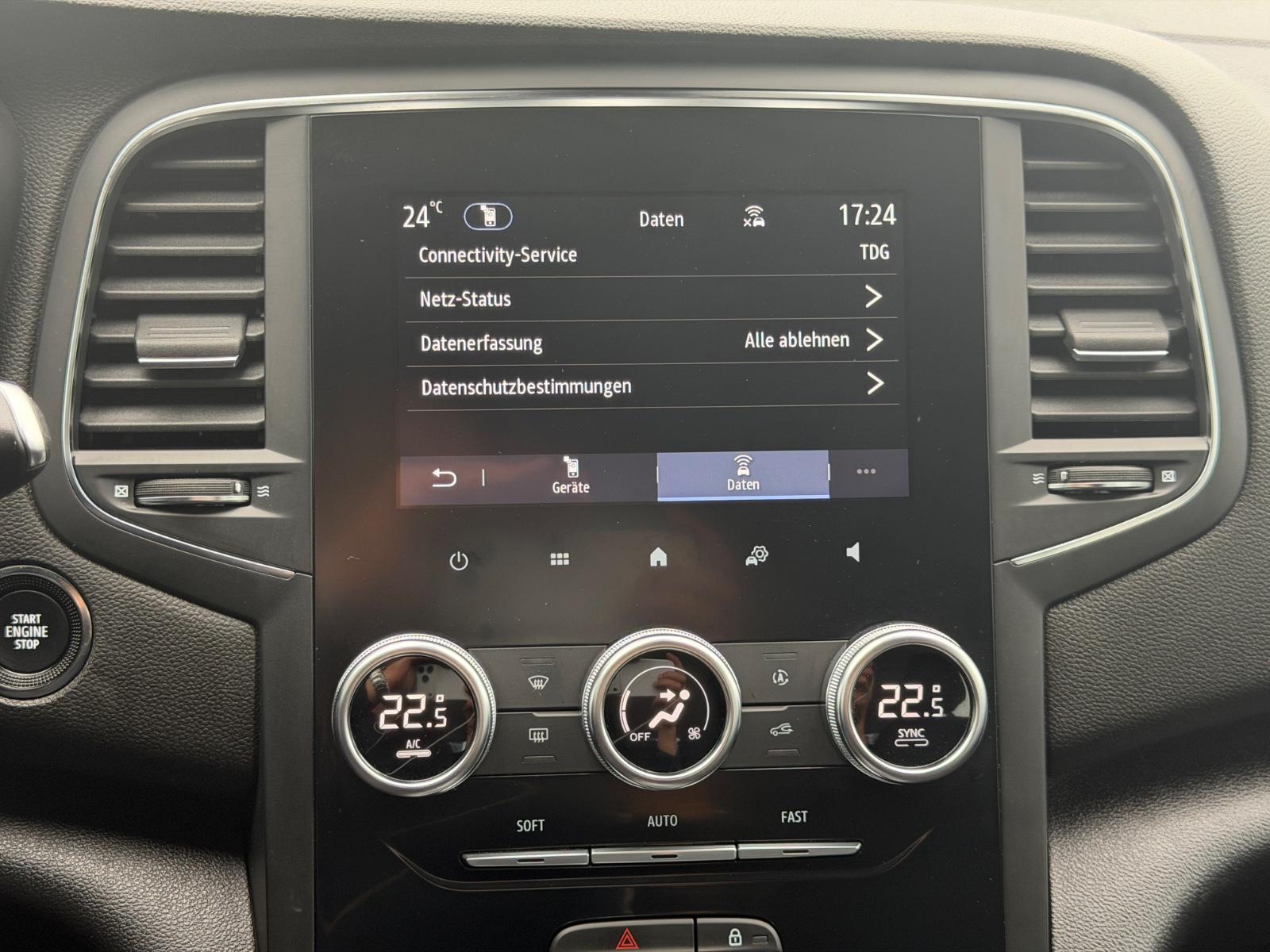 Renault Megane IV GT Automatik CarPlay Kamera AHK Spur