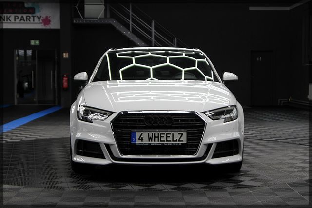 Audi A3 2.0 TDI S Line PANO / NAVI / PDC / ALCANTARA