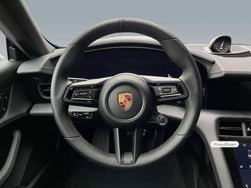 صورة 9 لـ  Porsche TAYCAN