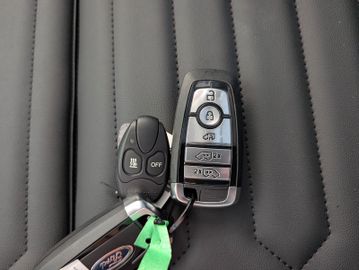 Ford Tourneo Custom 2.0 L Titanium +