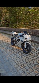 Suzuki GSX R 750