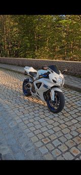 Suzuki GSX R 750