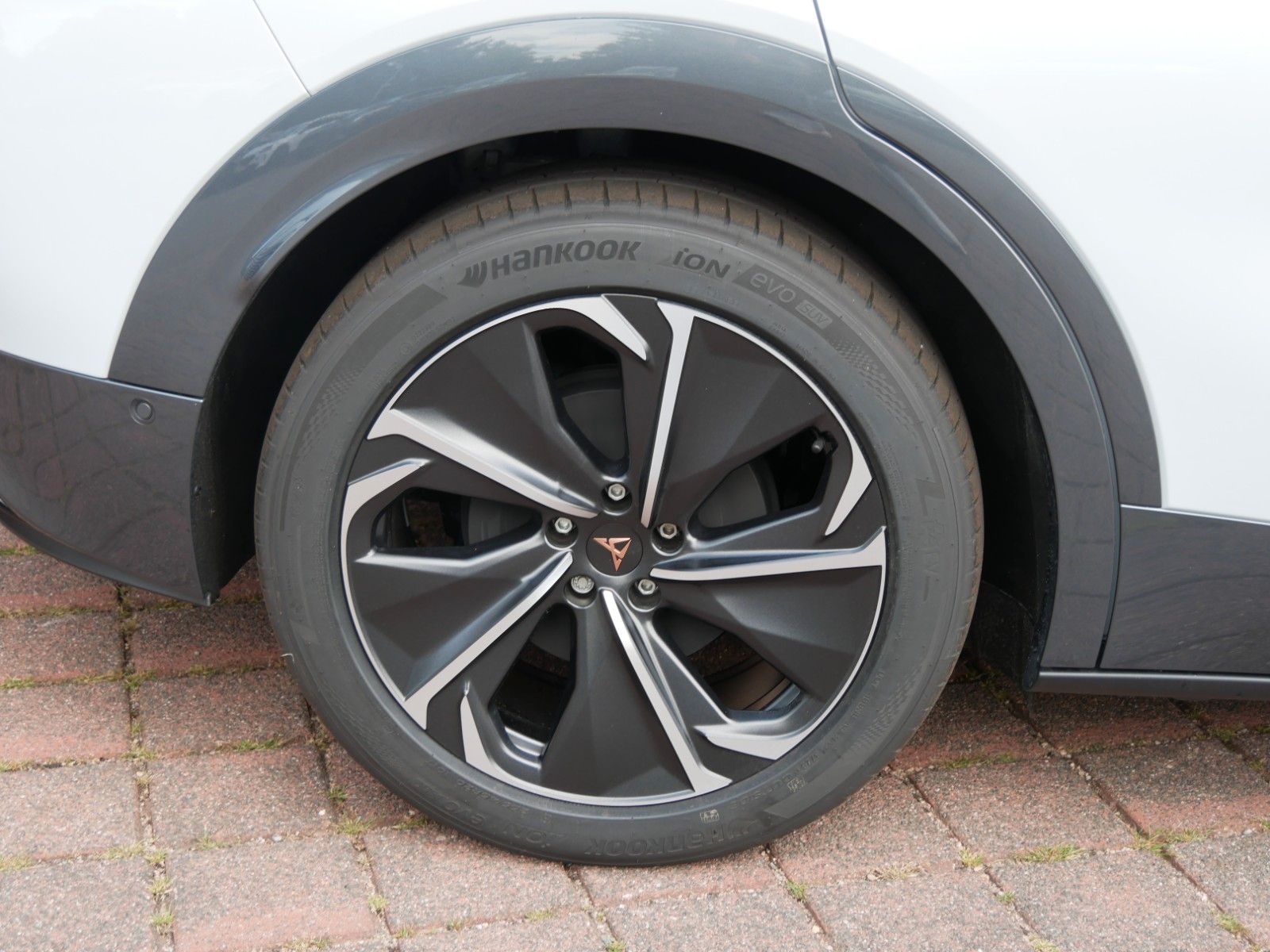 Cupra Tavascan - Bild 3
