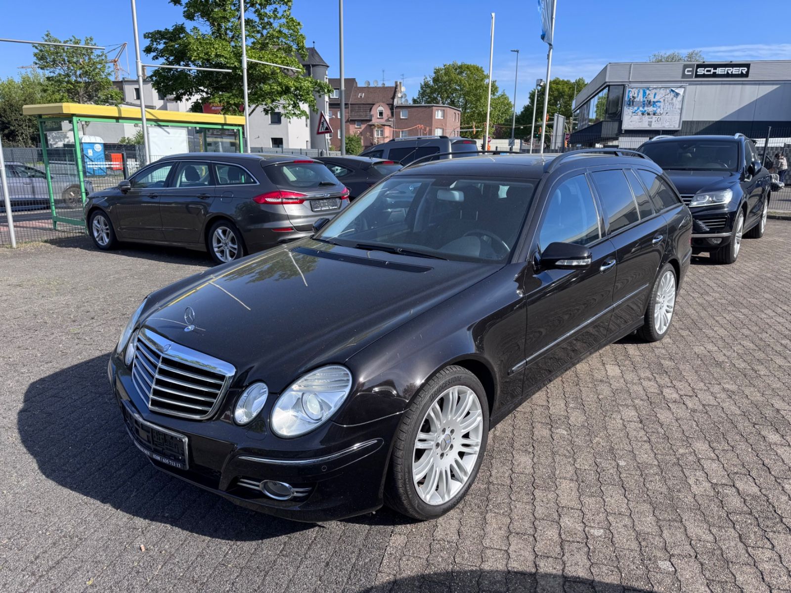 Mercedes E 280 - 1