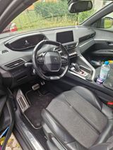 Peugeot 5008 THP 165 EAT6 Allure Allure - Peugeot 5008 mit Benzin-Antrieb: 1.6
