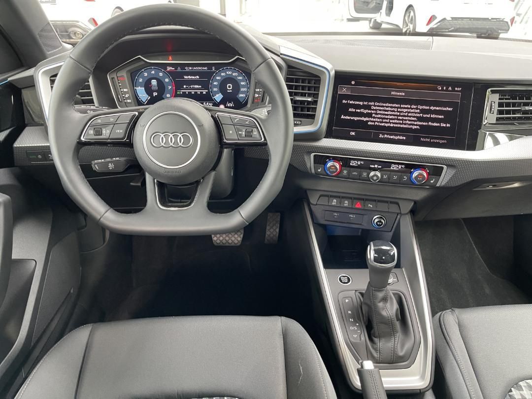 Fahrzeugabbildung Audi A1 Sportback 30 1.0 TFSI S-Line Kamera,LED,SHZ