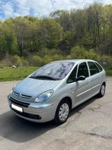 Citroën Xsara Picasso 1.8 16V Exclusive TÜV bis  2028 - gebrauchte Citroën Xsara Picasso aus dem Jahr 2005