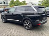 Peugeot 5008 GT 136 7-SITZER+LED+NAVI+KAMERA+ACC+TEMPO+ - Peugeot 5008 mit Benzin-Antrieb